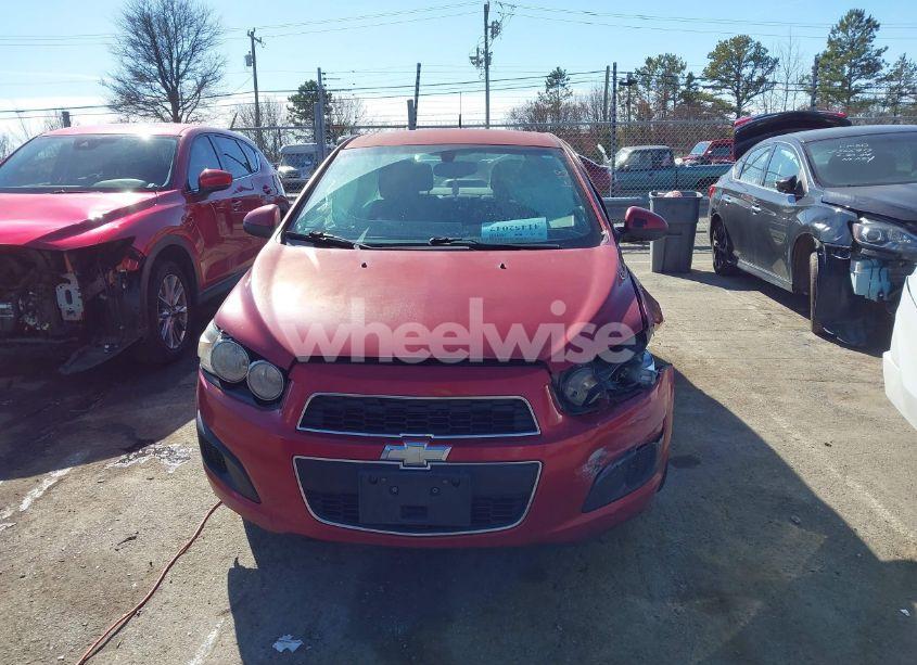 Photo 12 of 2014 Chevrolet Sonic LT AUTO (VIN 1G1JC5SB1E4107803)