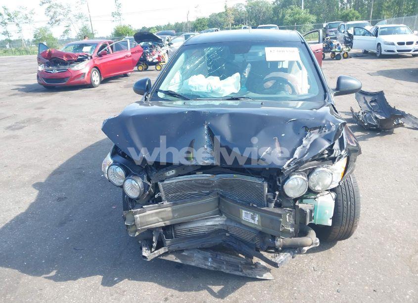 Photo 12 of 2016 Chevrolet Sonic LT AUTO (VIN 1G1JC5SB1G4106377)