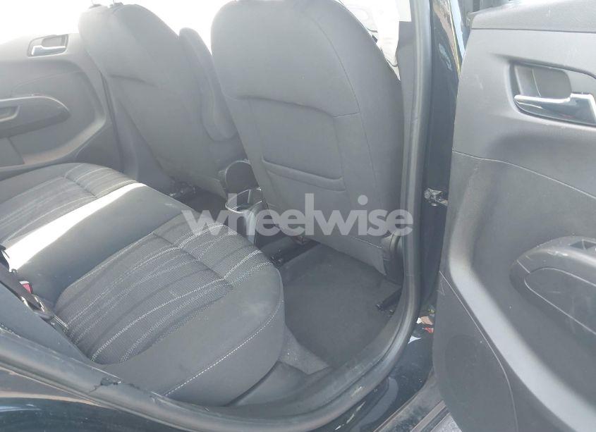 Photo 8 of 2016 Chevrolet Sonic LT AUTO (VIN 1G1JC5SB1G4106377)