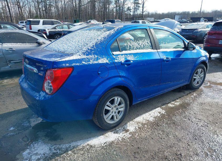 Photo 4 of 2016 Chevrolet Sonic LT AUTO (VIN 1G1JC5SB1G4123440)