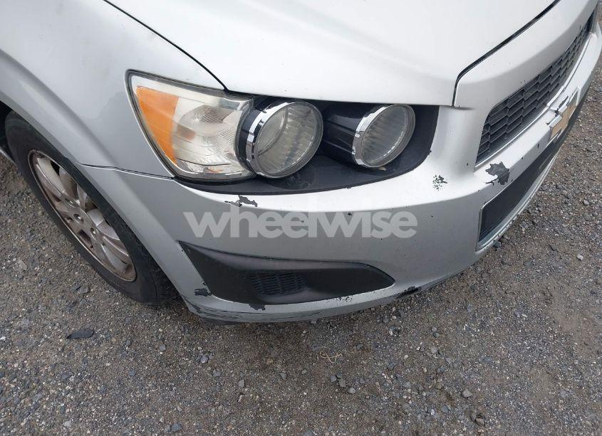 Photo 14 of 2013 Chevrolet Sonic LT AUTO (VIN 1G1JC5SB3D4136864)