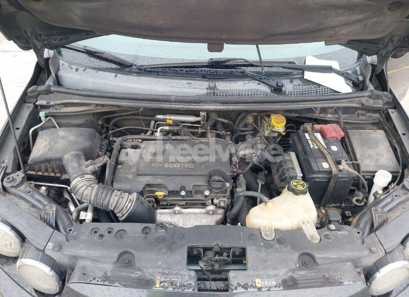 Photo 10 of 2014 Chevrolet Sonic LT AUTO (VIN 1G1JC5SB3E4112176)