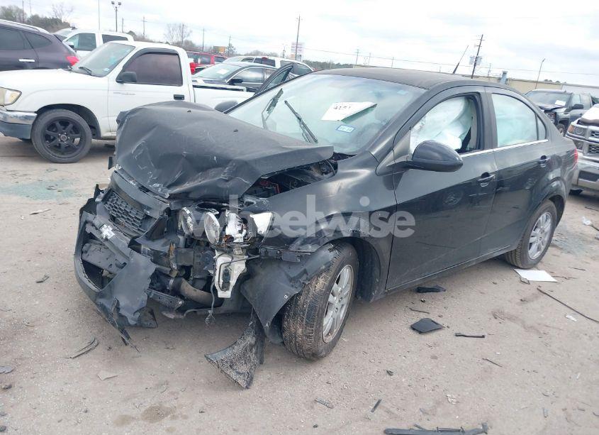 Photo 2 of 2012 Chevrolet Sonic 2LT (VIN 1G1JC5SB4C4161917)