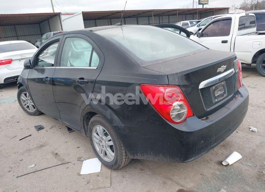 Photo 3 of 2012 Chevrolet Sonic 2LT (VIN 1G1JC5SB4C4161917)