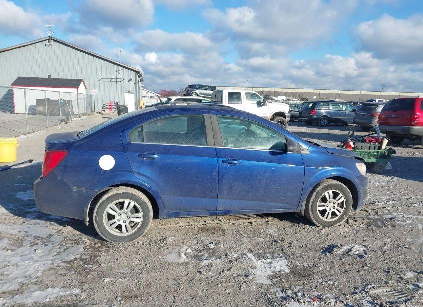 Photo 13 of 2014 Chevrolet Sonic LT AUTO (VIN 1G1JC5SB4E4125714)