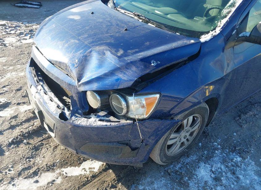 Photo 6 of 2014 Chevrolet Sonic LT AUTO (VIN 1G1JC5SB4E4125714)