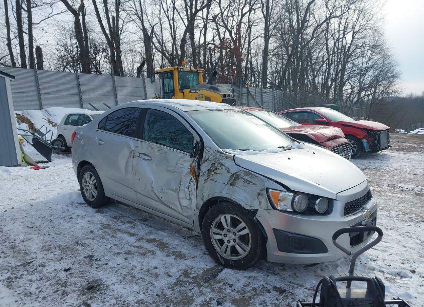 2013 Chevrolet Sonic LT AUTO (VIN 1G1JC5SB5D4135747) main photo