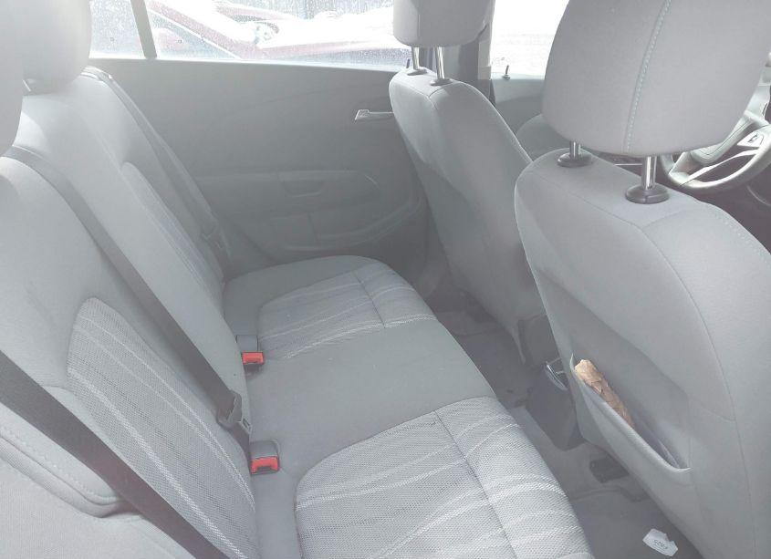 Photo 8 of 2013 Chevrolet Sonic LT AUTO (VIN 1G1JC5SB5D4135747)