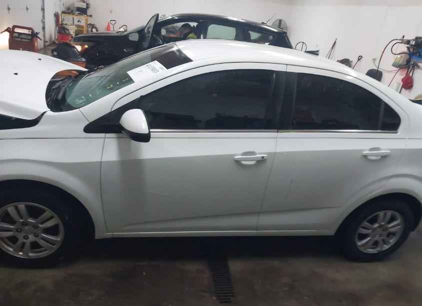 Photo 14 of 2013 Chevrolet Sonic LT AUTO (VIN 1G1JC5SB6D4188165)