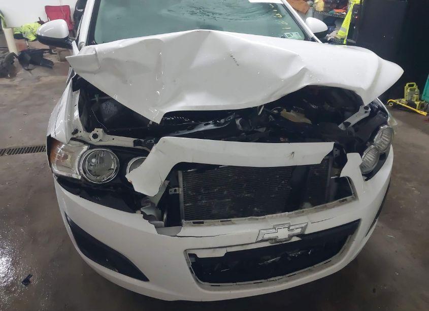 Photo 6 of 2013 Chevrolet Sonic LT AUTO (VIN 1G1JC5SB6D4188165)