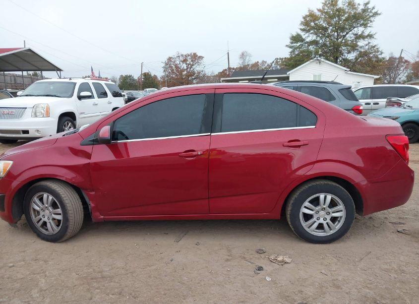 Photo 13 of 2013 Chevrolet Sonic LT AUTO (VIN 1G1JC5SB7D4246560)