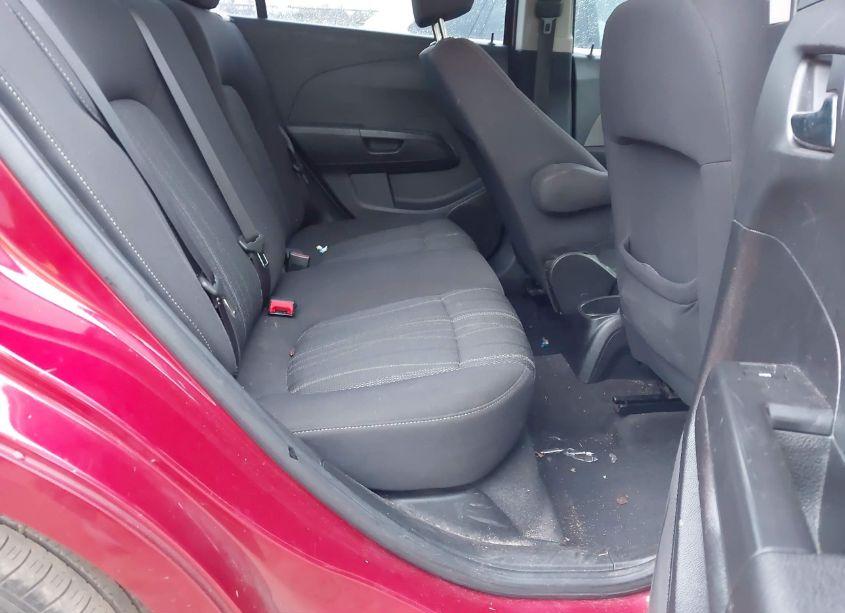 Photo 8 of 2013 Chevrolet Sonic LT AUTO (VIN 1G1JC5SB7D4246560)