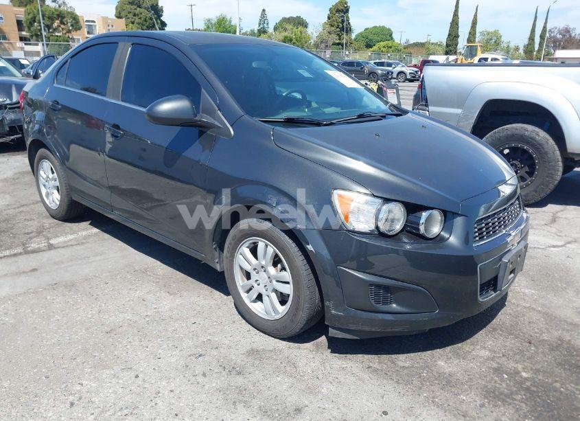 2014 Chevrolet Sonic LT AUTO (VIN 1G1JC5SB7E4146444) main photo