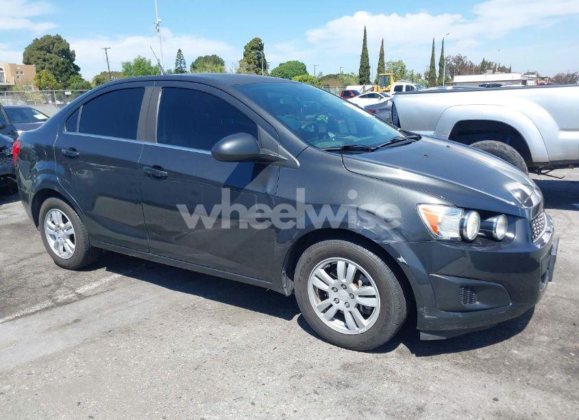 Photo 13 of 2014 Chevrolet Sonic LT AUTO (VIN 1G1JC5SB7E4146444)