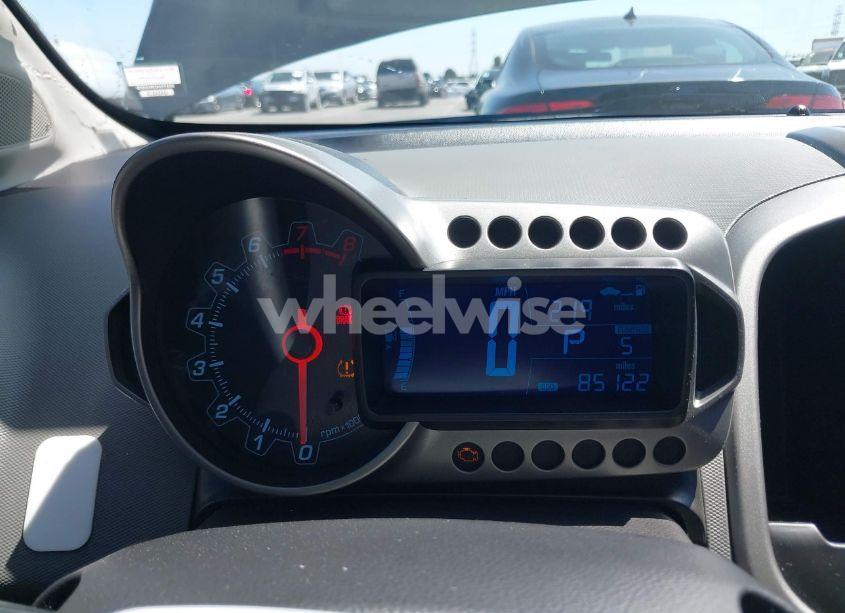 Photo 7 of 2014 Chevrolet Sonic LT AUTO (VIN 1G1JC5SB7E4146444)