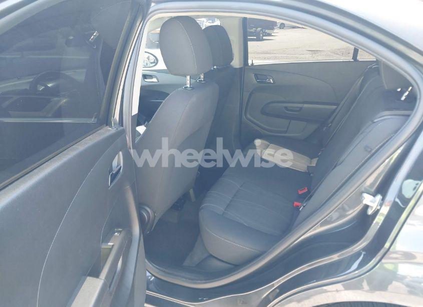 Photo 8 of 2014 Chevrolet Sonic LT AUTO (VIN 1G1JC5SB7E4146444)