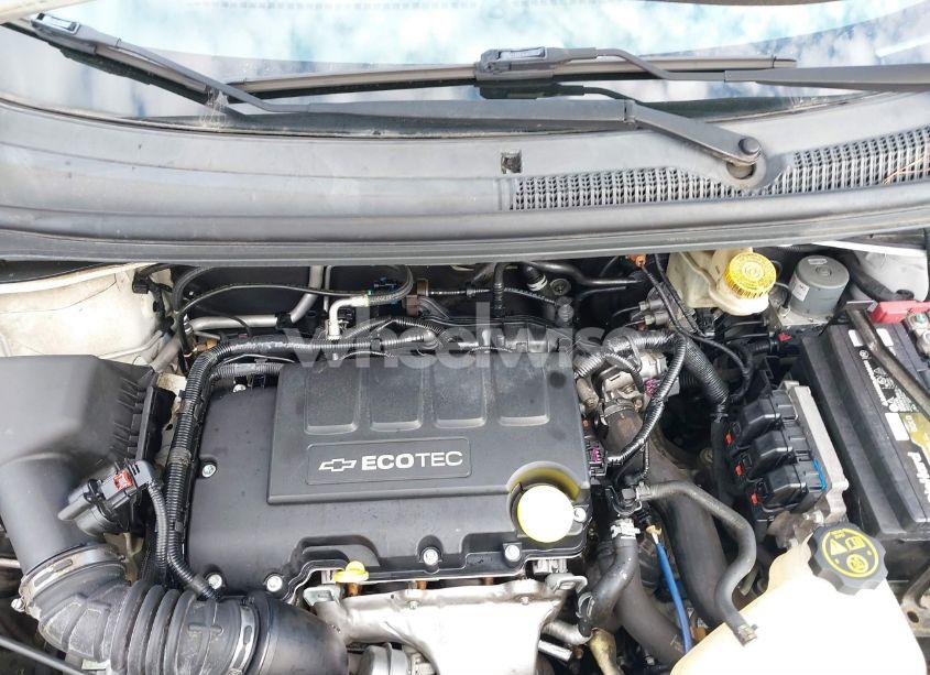 Photo 10 of 2015 Chevrolet Sonic LT AUTO (VIN 1G1JC5SB7F4137504)