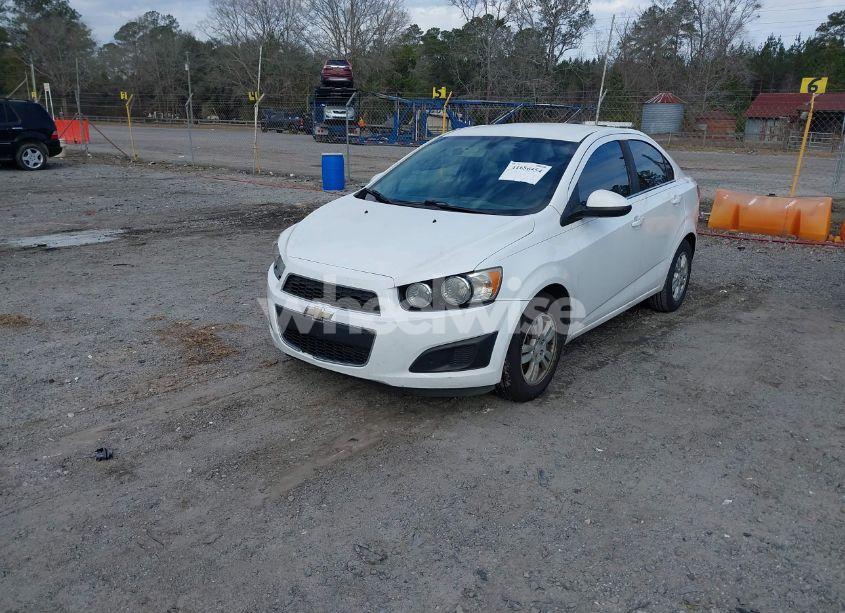 Photo 2 of 2015 Chevrolet Sonic LT AUTO (VIN 1G1JC5SB7F4137504)