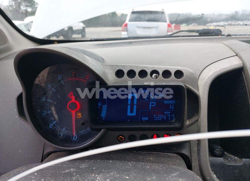 Photo 7 of 2015 Chevrolet Sonic LT AUTO (VIN 1G1JC5SB7F4137504)