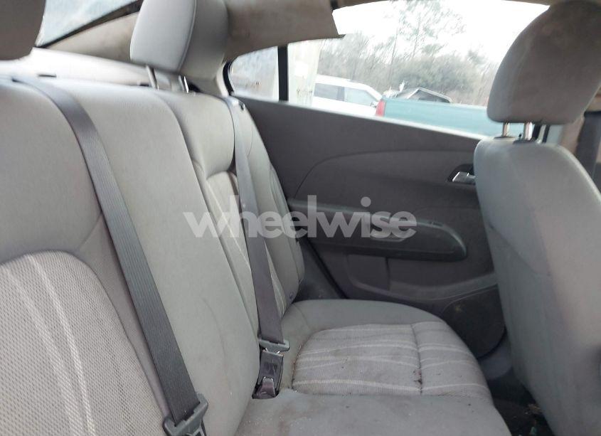 Photo 8 of 2015 Chevrolet Sonic LT AUTO (VIN 1G1JC5SB7F4137504)