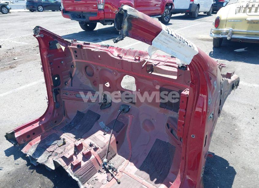 Photo 5 of 2013 Chevrolet Sonic LT (VIN 1G1JC5SB8D4180617)