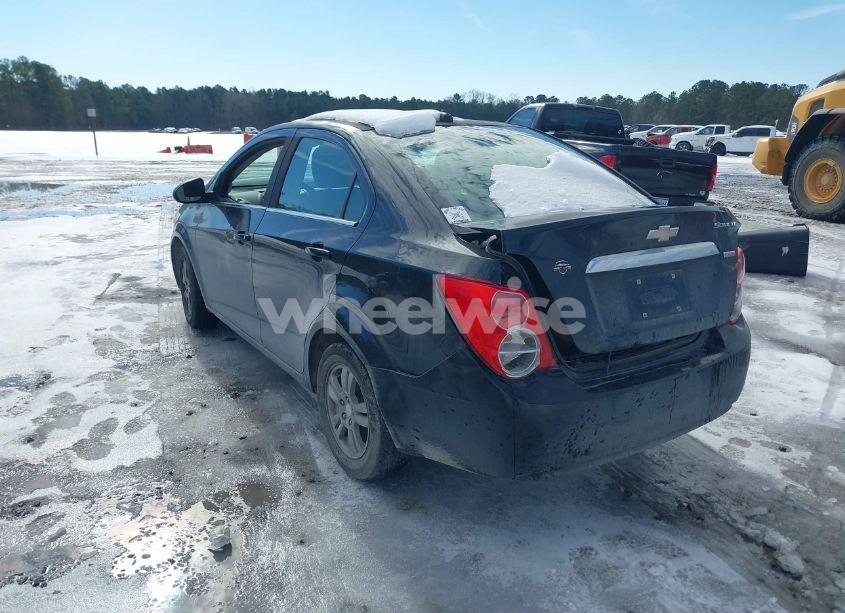 Photo 3 of 2015 Chevrolet Sonic LT AUTO (VIN 1G1JC5SB8F4151492)