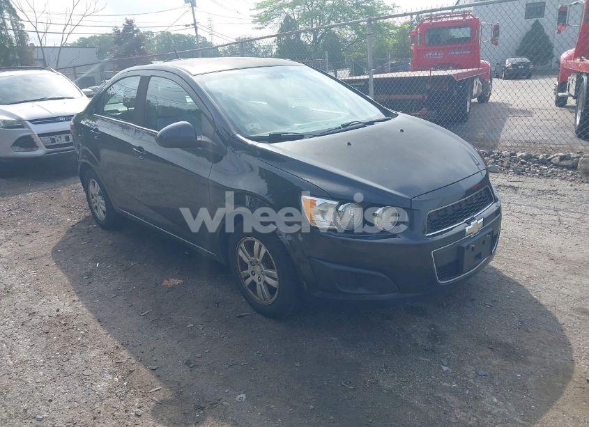 2013 Chevrolet Sonic LT AUTO (VIN 1G1JC5SB9D4129952) main photo