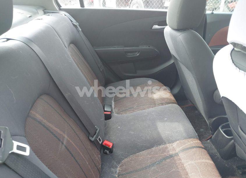 Photo 8 of 2013 Chevrolet Sonic LT AUTO (VIN 1G1JC5SB9D4129952)