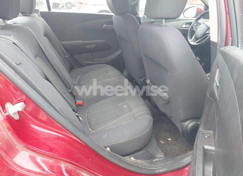 Photo 8 of 2014 Chevrolet Sonic LT AUTO (VIN 1G1JC5SB9E4118791)