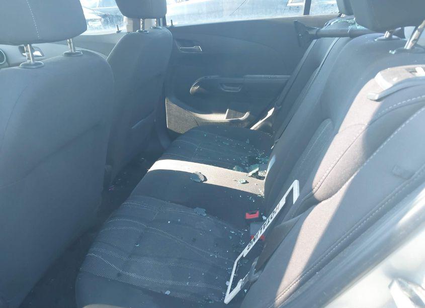 Photo 8 of 2014 Chevrolet Sonic LT AUTO (VIN 1G1JC5SB9E4154934)