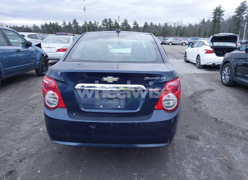 Photo 16 of 2015 Chevrolet Sonic LT AUTO (VIN 1G1JC5SB9F4220495)