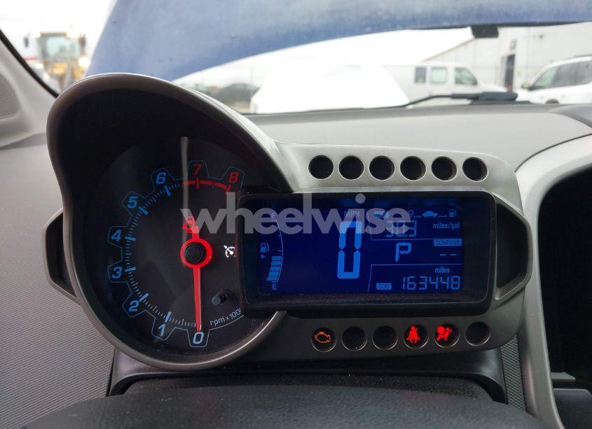 Photo 7 of 2013 Chevrolet Sonic LT AUTO (VIN 1G1JC5SBXD4132018)