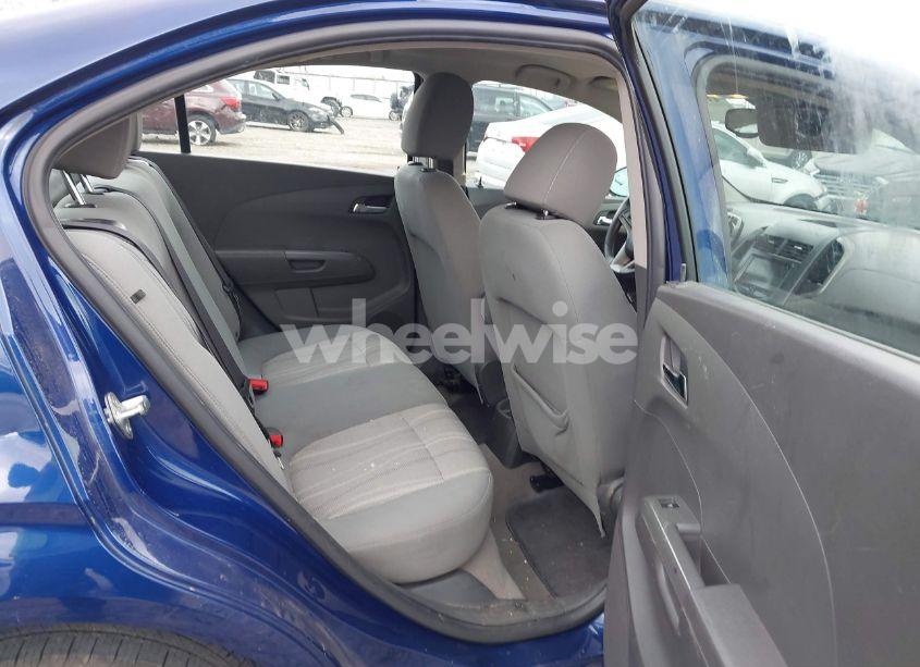 Photo 8 of 2013 Chevrolet Sonic LT AUTO (VIN 1G1JC5SBXD4132018)