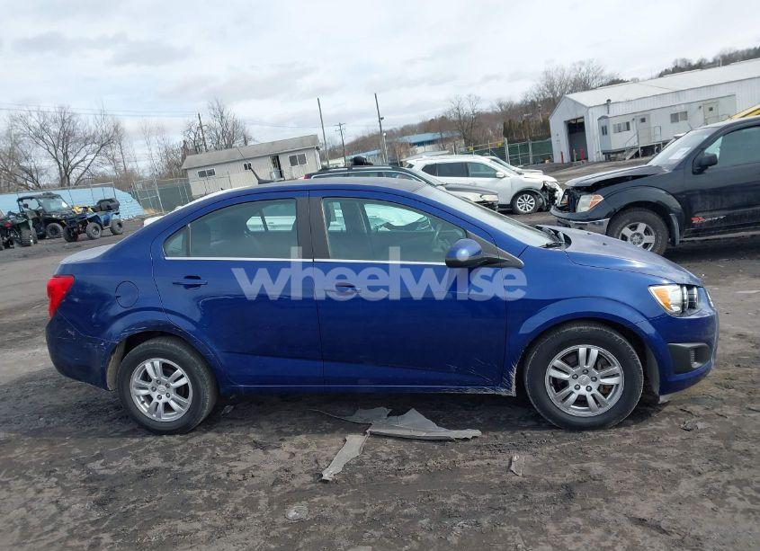 Photo 13 of 2013 Chevrolet Sonic LT AUTO (VIN 1G1JC5SG0D4126286)