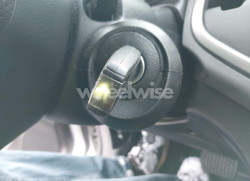 Photo 11 of 2014 Chevrolet Sonic LT AUTO (VIN 1G1JC5SG0E4131523)
