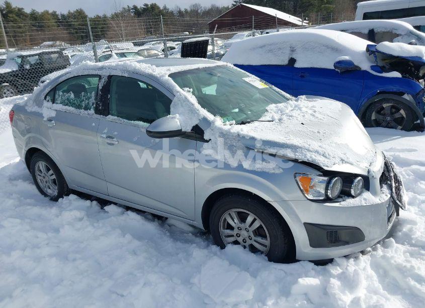Photo 13 of 2014 Chevrolet Sonic LT AUTO (VIN 1G1JC5SG0E4131523)