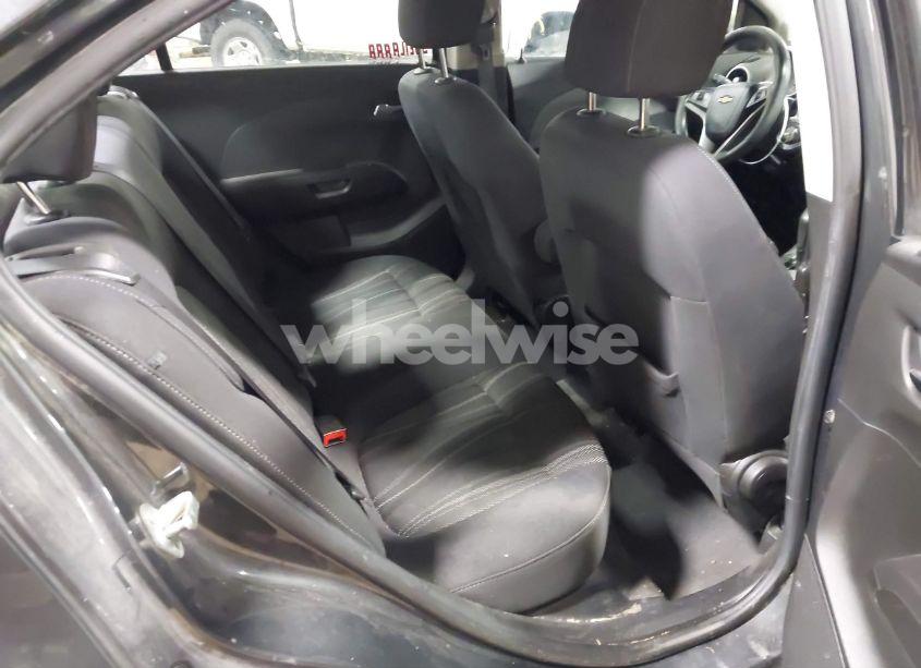 Photo 8 of 2014 Chevrolet Sonic LT AUTO (VIN 1G1JC5SG0E4203501)