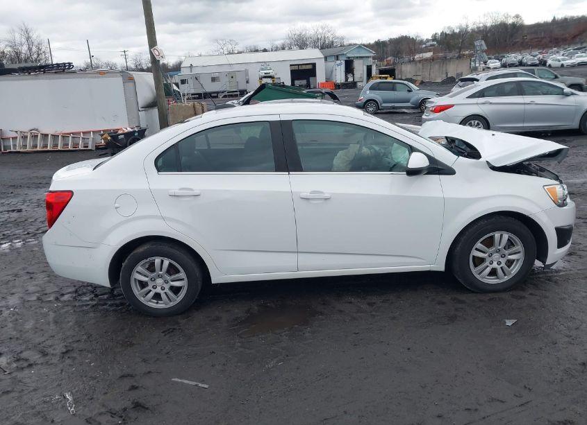 Photo 13 of 2015 Chevrolet Sonic LT AUTO (VIN 1G1JC5SG0F4153684)