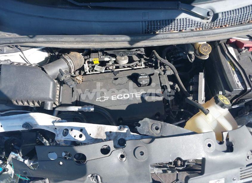 Photo 10 of 2015 Chevrolet Sonic LT AUTO (VIN 1G1JC5SG0F4155273)