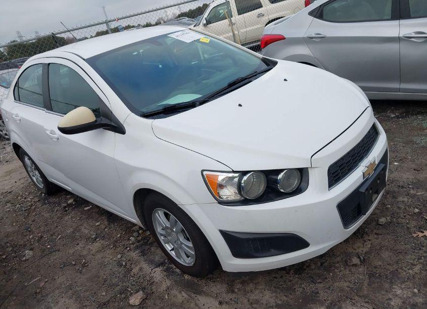 2016 Chevrolet Sonic LT AUTO (VIN 1G1JC5SG0G4152018) main photo