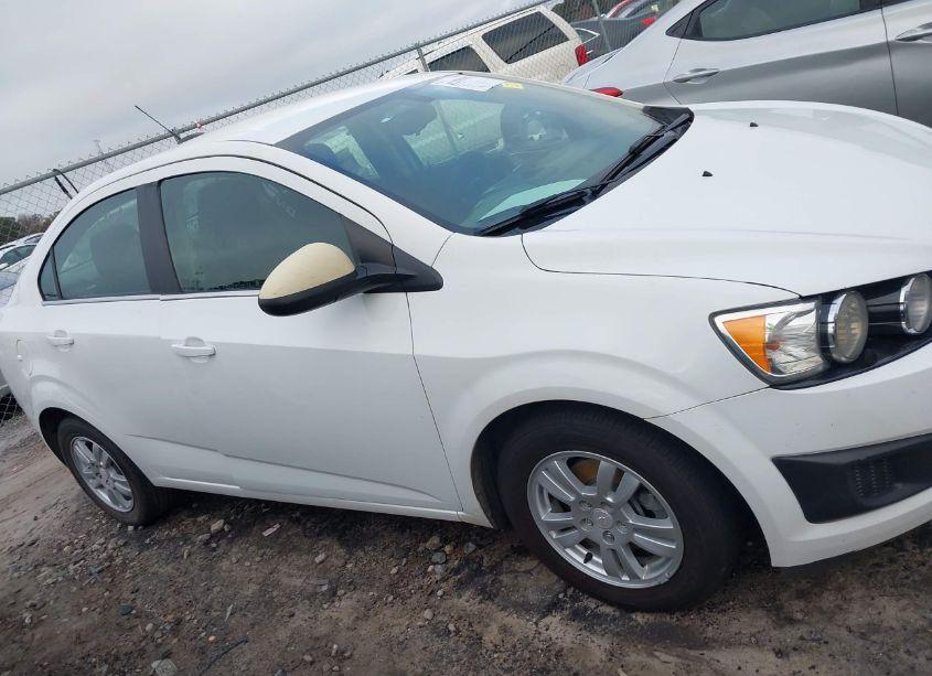 Photo 13 of 2016 Chevrolet Sonic LT AUTO (VIN 1G1JC5SG0G4152018)