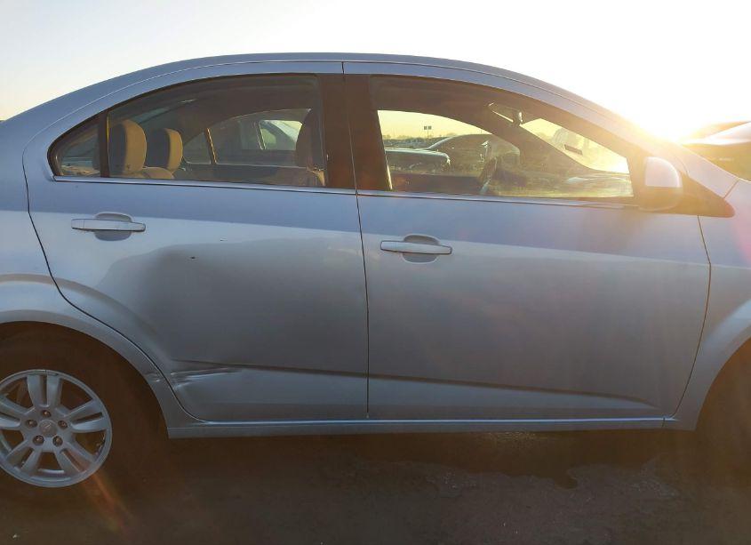 Photo 14 of 2016 Chevrolet Sonic LT AUTO (VIN 1G1JC5SG1G4149564)