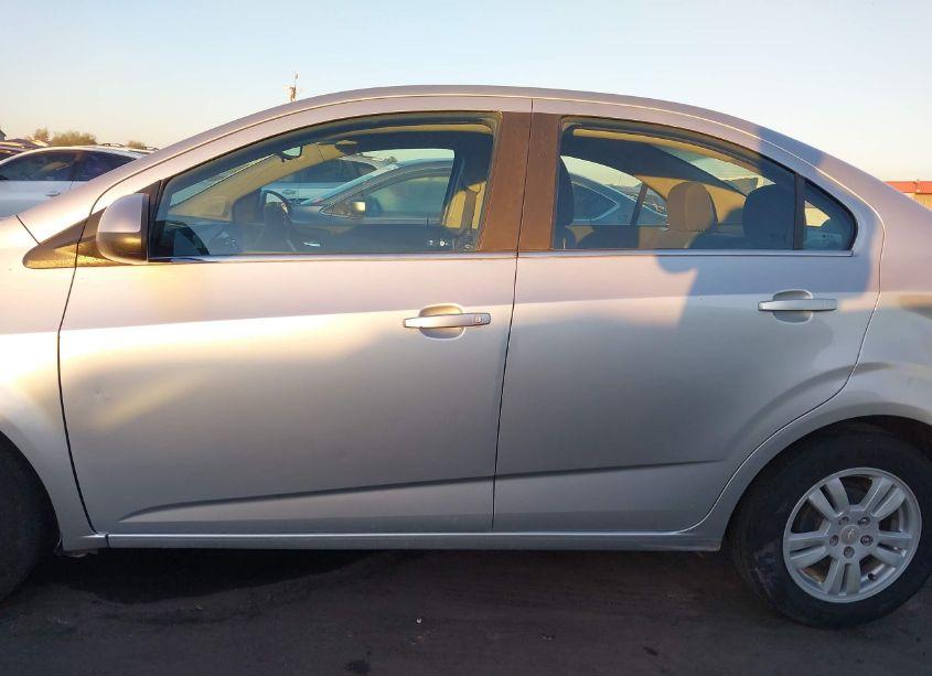 Photo 15 of 2016 Chevrolet Sonic LT AUTO (VIN 1G1JC5SG1G4149564)