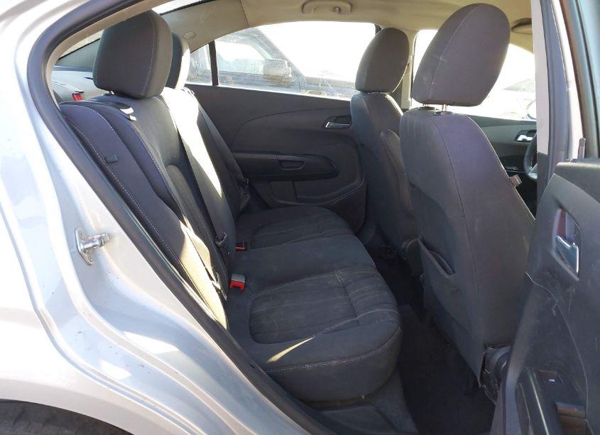 Photo 8 of 2016 Chevrolet Sonic LT AUTO (VIN 1G1JC5SG1G4149564)