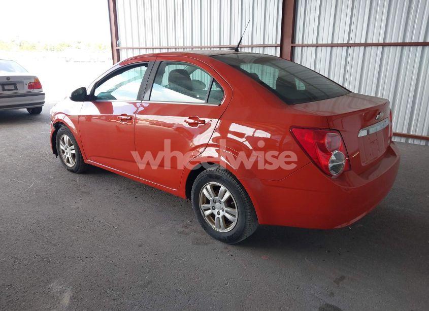 Photo 3 of 2013 Chevrolet Sonic LT AUTO (VIN 1G1JC5SG2D4180060)