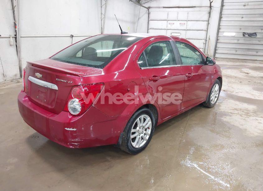 Photo 4 of 2013 Chevrolet Sonic LT AUTO (VIN 1G1JC5SG2D4238409)