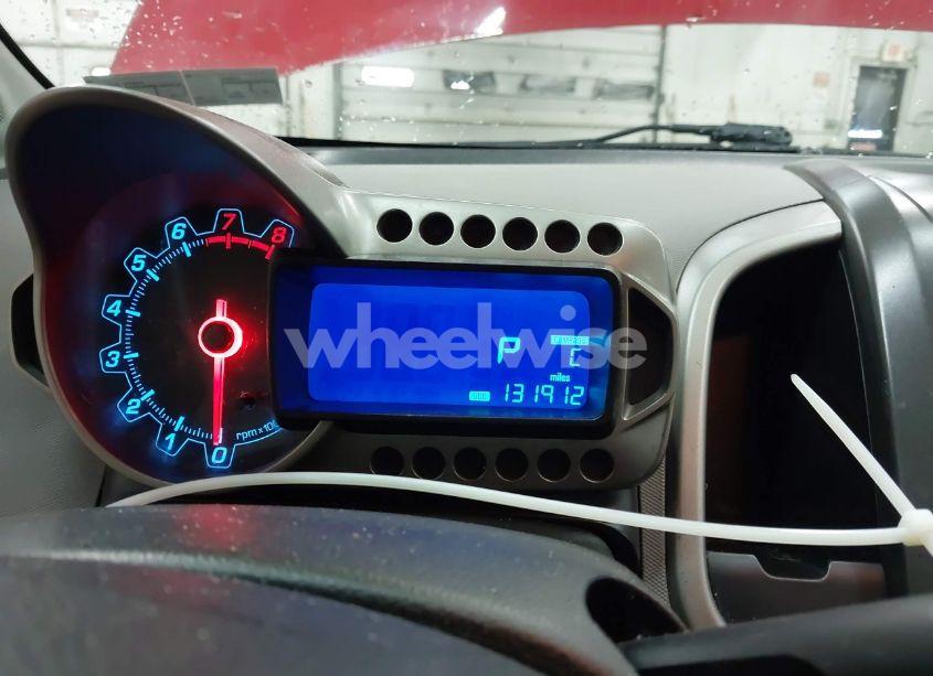 Photo 7 of 2013 Chevrolet Sonic LT AUTO (VIN 1G1JC5SG2D4238409)