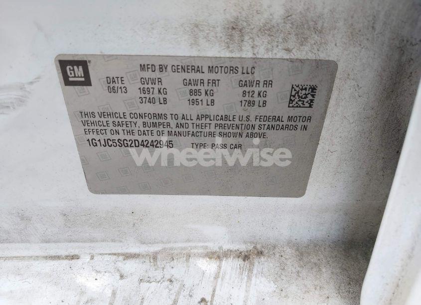 Photo 9 of 2013 Chevrolet Sonic LT AUTO (VIN 1G1JC5SG2D4242945)