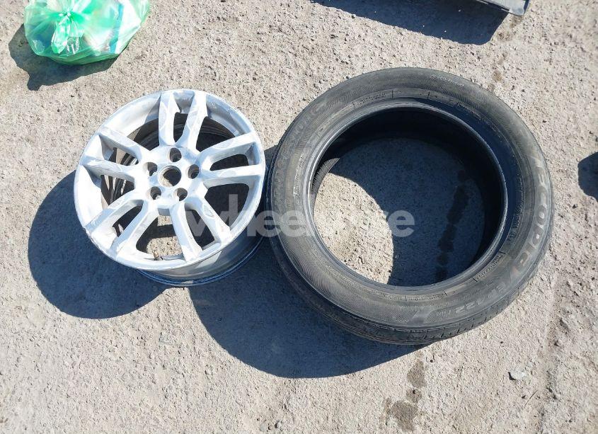 Photo 12 of 2013 Chevrolet Sonic LT AUTO (VIN 1G1JC5SG4D4176821)