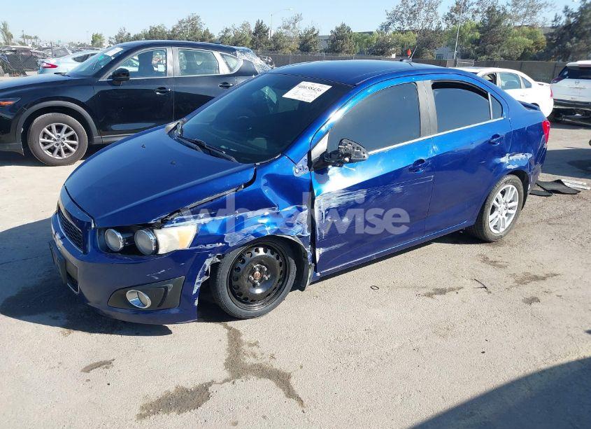 Photo 2 of 2013 Chevrolet Sonic LT AUTO (VIN 1G1JC5SG4D4176821)